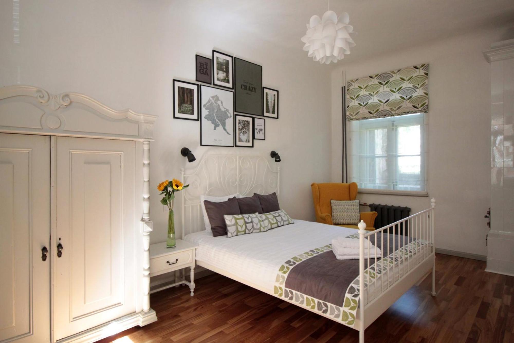Charming 1br With Bath In Quiet Center Of Рига